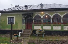Casa cu 3 camere, mobilata, in comuna Saliste | Teren generos | Anexe