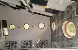 Vila P+1+M, 220 mp, teren 527 mp, zona Damila