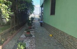 Vila P+1+M, 220 mp, teren 527 mp, zona Damila