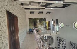 Vila P+1+M, 220 mp, teren 527 mp, zona Damila