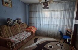 Apartament 3 camere, 73 mp, zona Pelendava