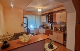 Apartament 3 camere, 73 mp, zona Pelendava