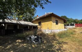 Casa individuala, 62 mp, teren 1.427 mp, comuna Pleșoi