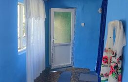 Casa individuala, 32 mp, teren 1.700 mp, comuna Pleșoi