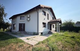 Casa de vaznare 190mp, teren 2000 mp, zona Carcea