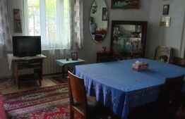 Casă de vânzare, 178 mp, teren 406, zona Bals