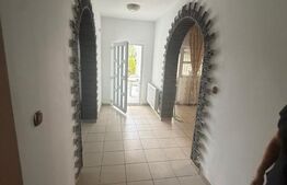Casa de vanazre, 120 mp, teren 2900 mp, zona Butoiești