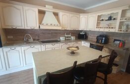 Casa de vanzare P+1, 200 mp, teren 421 mp, zona Ford