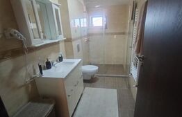 Casa de vanzare P+1, 200 mp, teren 421 mp, zona Ford