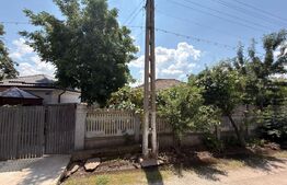 Casă de vânzare, 115 mp, teren 700 mp, zona Leu