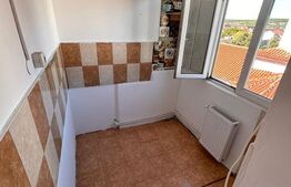 Apartament de 3 camere, 53.22 mp, zona Primăriei -  Filiași