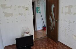 Apartament 3 camere, 50 mp, zona Bals