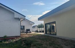 Casa 330 mp, teren 3.080 mp, zona Cosoveni