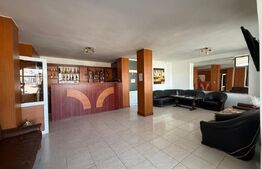 Hotel de închiriat, 12 camere, zona Peugeot