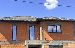 Casa la rosu P+1 cu teren 478 mp, zona Damila
