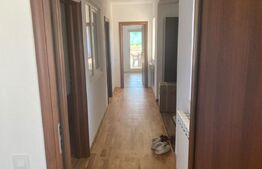 Casa pe parter, 2 dormitoare, 65 mp, teren 250 mp, zona Simnicul de sus 