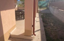 Casa pe parter, 2 dormitoare, 65 mp, teren 250 mp, zona Simnicul de sus 
