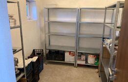 Casa pe parter, 2 dormitoare, 65 mp, teren 250 mp, zona Simnicul de sus 