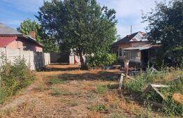 Teren intravilan 850 mp – Centru Cârcea