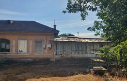 Teren intravilan 850 mp – Centru Cârcea