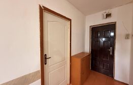 Garsonieră decomandată 35 mp, et. 1, Craiovița Nouă