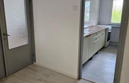 Apartament 4 camere 90 mp - Bloc 4 etaje cu Lift – Centru, Hotel Ramada