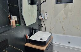 Apartament 4 camere, 86 mp, zona Lapus
