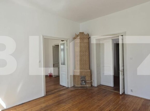 Casa de vânzare 7 camere Central - 207396CV | BLITZ Craiova | Poza1