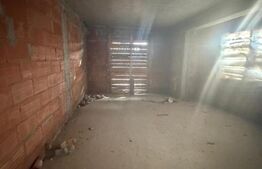 Casă de vanzare P+M, 93 mp, zona Nord-Vest