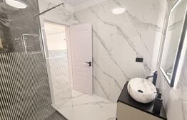 Casa moderna P+1 +500 mp teren , Nord - Șimnicu de Jos