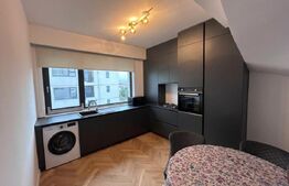 Apartament de lux cu 3 camere, zona centrala