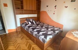 Apartament cu 3 camere, 54 mp, semidecomandat, et 2, zona Craiovita Noua
