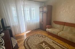 Apartament cu 3 camere, 54 mp, semidecomandat, et 2, zona Craiovita Noua