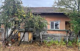 Casă cu 4 camere, 75 mp, zona Nord-Vest