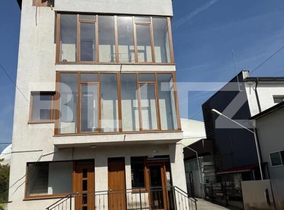 Casa de vânzare 8 camere 1 Mai - 208737CV | BLITZ Craiova | Poza1
