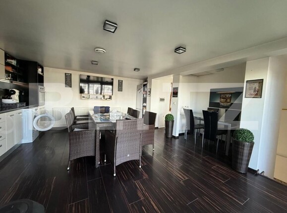 Casa de vânzare 8 camere 1 Mai - 208737CV | BLITZ Craiova | Poza9