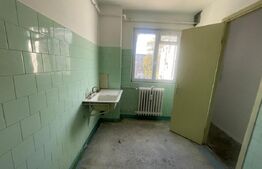 Apartament cu 3 camere, 63.20 mp, zona Valea Rosie