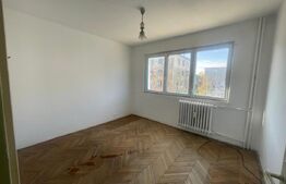 Apartament cu 3 camere, 63.20 mp, zona Valea Rosie