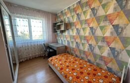 Apartament 3 camere, 52 mp, zona Craiovița Nouă