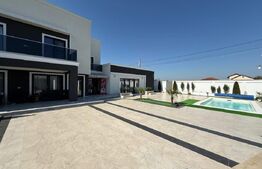 Casă de vânzare, 225 mp, zona Selgros Craiova