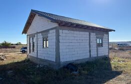 Casă de vânzare, 80 mp, zona Nord-Vest