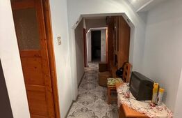 Apartament 3 camere, 72 mp, zona Rovine 