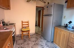 Apartament 3 camere, 72 mp, zona Rovine 