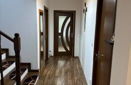 Casă de vânzare, 200 mp, zona Bariera Vâlcii