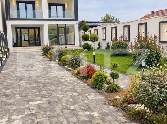 Casa de vânzare 4 camere 1 Mai - 209744CV | BLITZ Craiova | Poza1