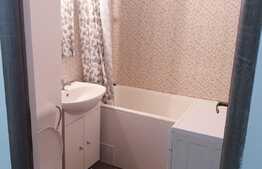 Garsoniera semidecomandata