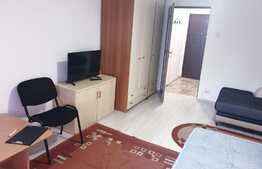 Garsoniera semidecomandata