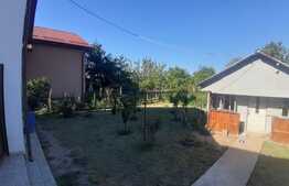 Casa de vanzare in Cârcea