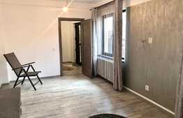 Casa cocheta, aproape de intrarea principala a parcului Romanescu