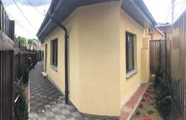 Casa cocheta, aproape de intrarea principala a parcului Romanescu